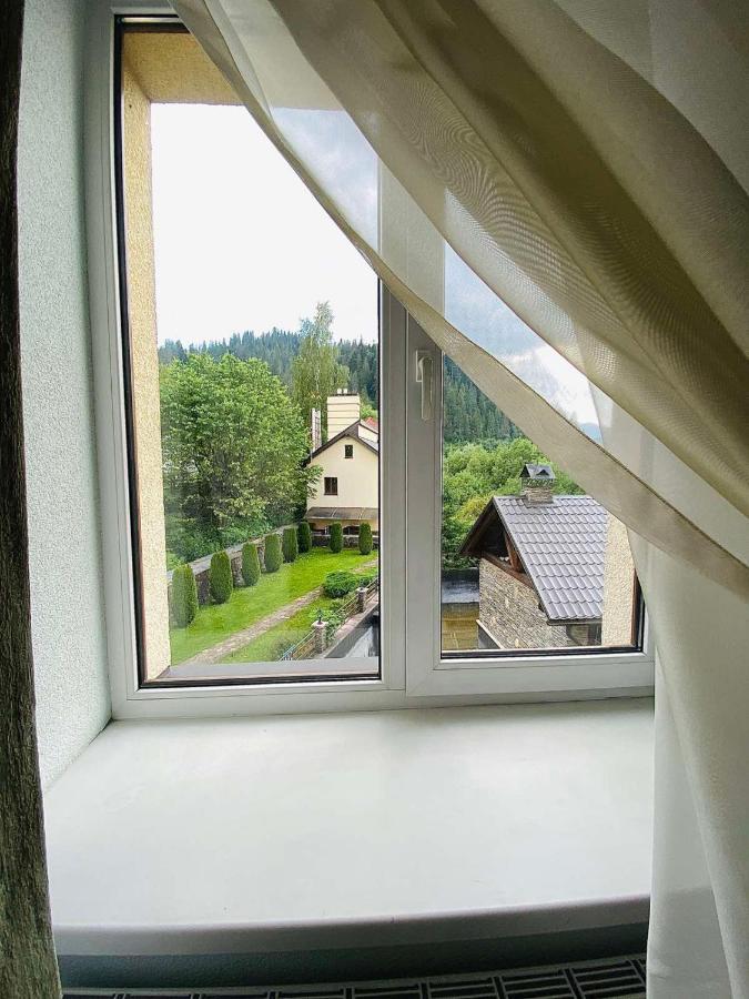 Gerdan Hotel Jaremtsje Eksteriør bilde