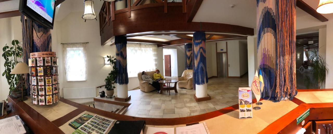 Gerdan Hotel Jaremtsje Eksteriør bilde