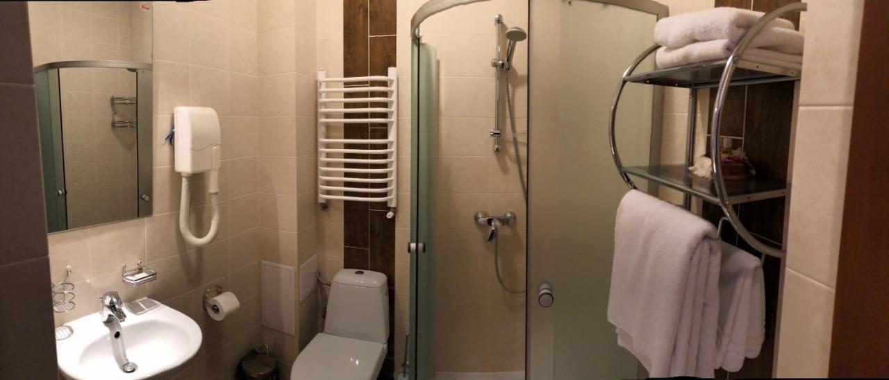 Gerdan Hotel Jaremtsje Eksteriør bilde