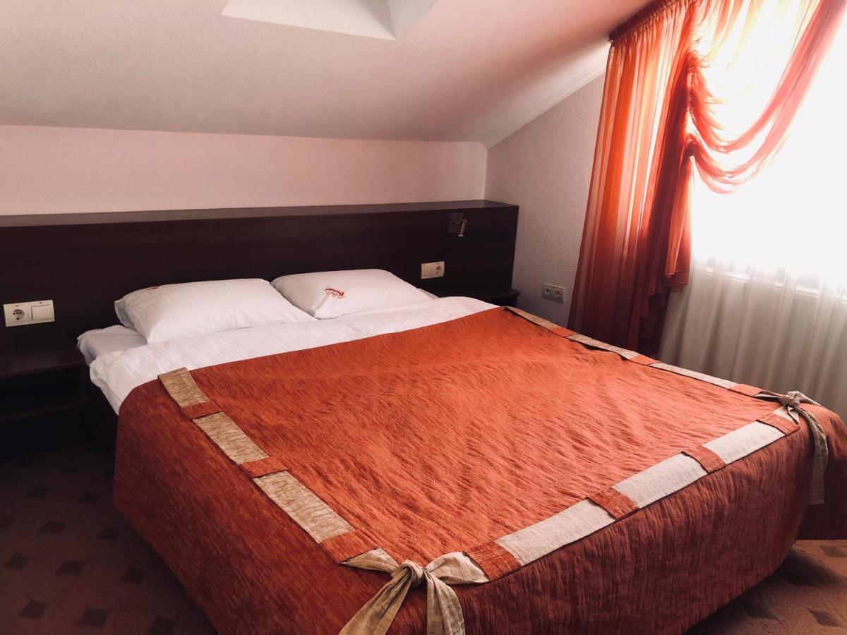 Gerdan Hotel Jaremtsje Eksteriør bilde